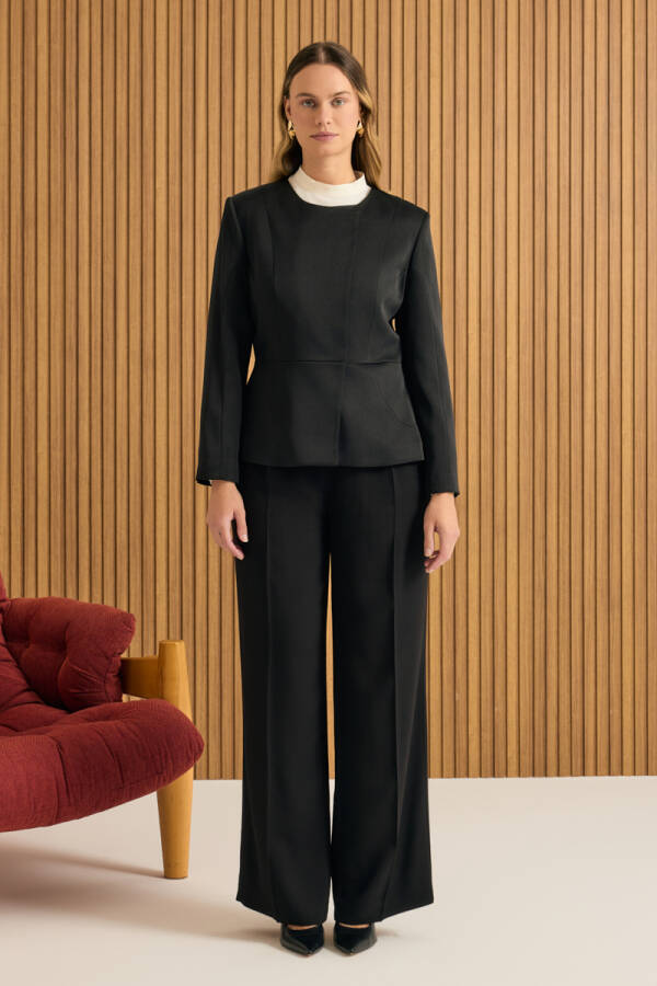 Siyah Kup Detaylı Ceket - 2