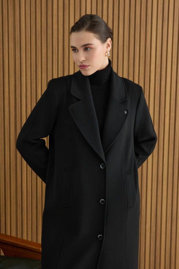 Siyah Kup Detaylı Kaban - 2