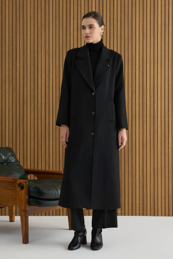 Siyah Kup Detaylı Kaban - 4