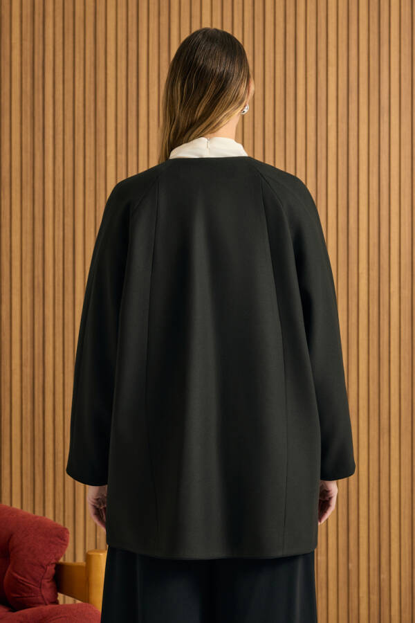 Siyah Kup Detaylı Kap - 6