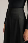 Siyah Kup Detaylı Parlak Viscon Etek - 5