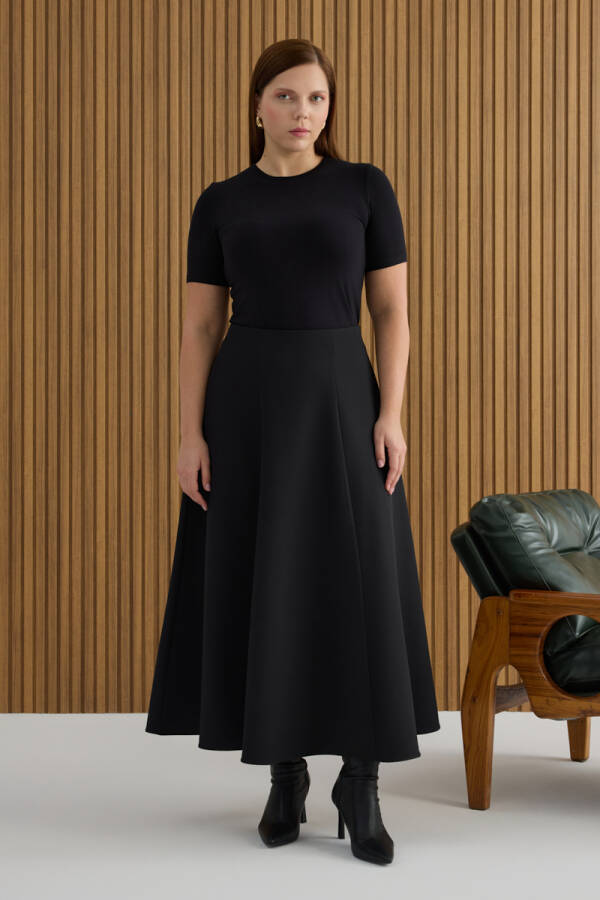 Siyah Kuplu Kloş Etek - 2