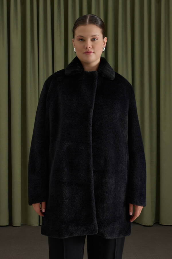 Siyah Kürk - Aker (1)