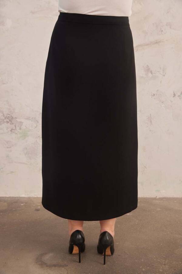 Siyah Ön Ortası Çift Pile Detaylı Etek - 7