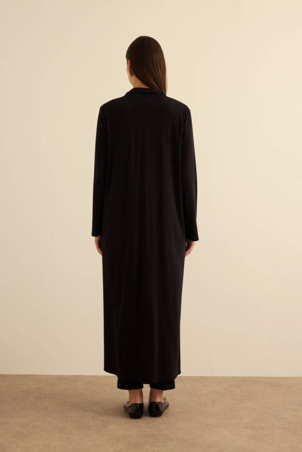 Siyah Önden Düğmeli Yakası Geri Dönüşlü Örme Hırka - 6