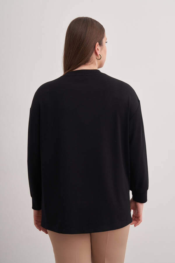 Siyah Önü Aplike Taş Baskılı Sweatshirt - 6