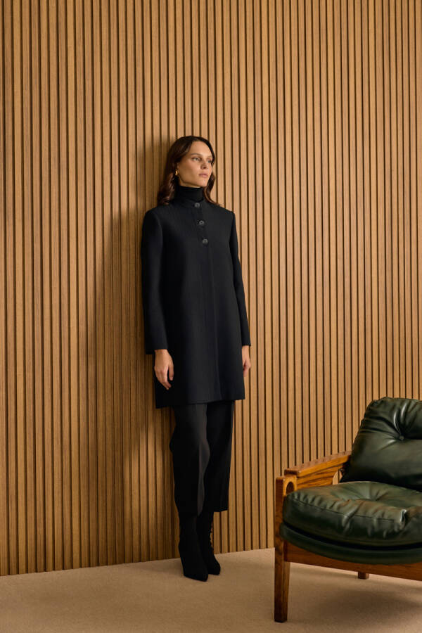 Siyah Özel Dokulu Kumaş Kap - Aker (1)