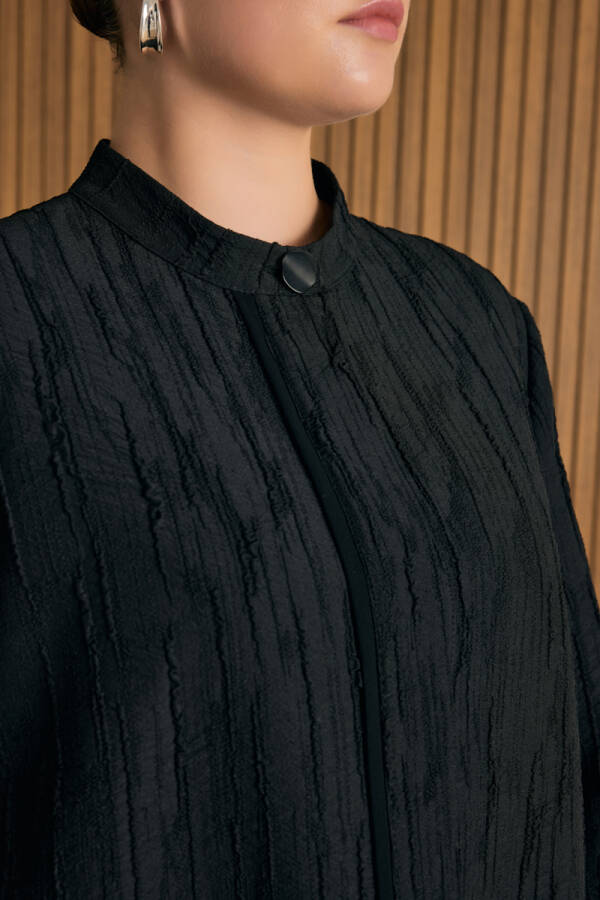 Siyah Özel Dokulu Kumaş Pardösü - 5