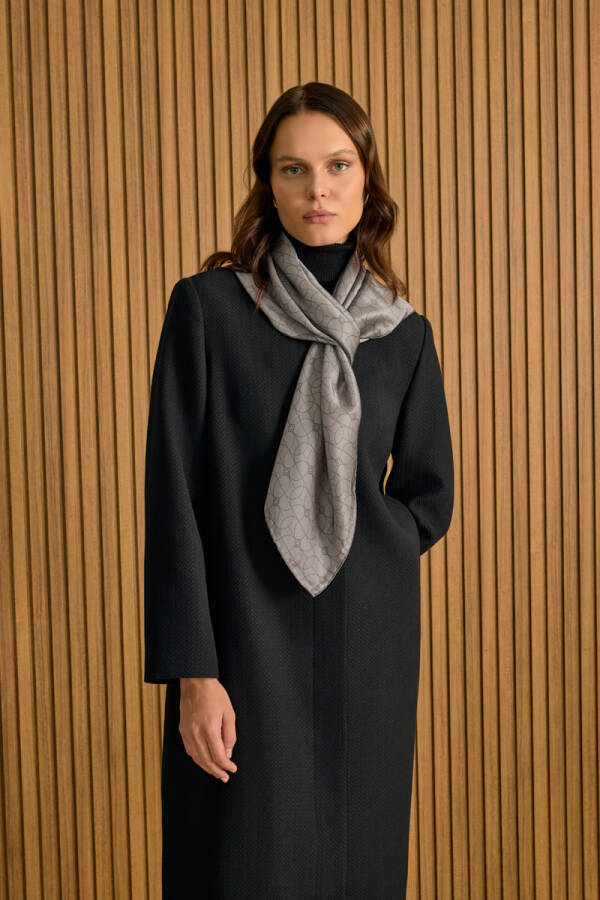 Siyah Özel Dokulu Kumaş Pardösü - 1