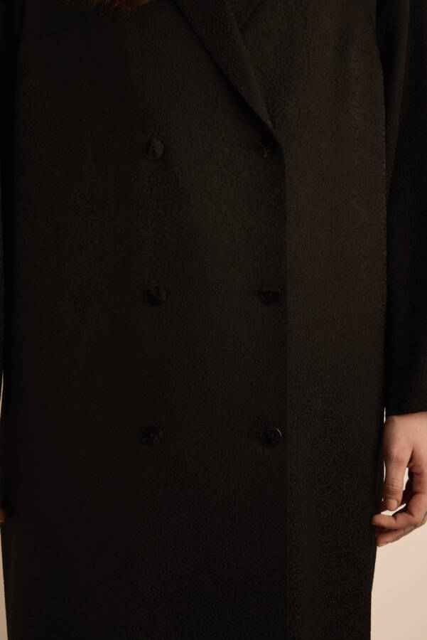 Siyah Özel Dokuma Kumaştan Viscon İçerikli Pardösü - 4