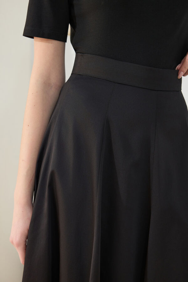 Siyah Parçalı Etek - 5