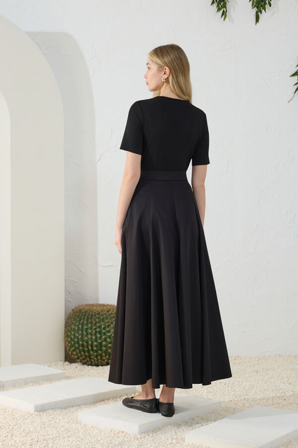 Siyah Parçalı Etek - 6