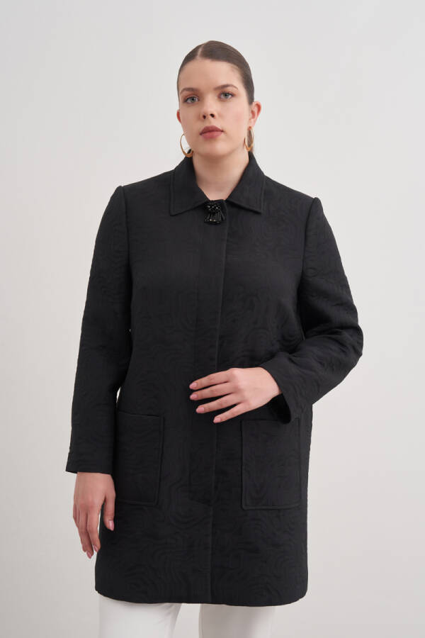 Siyah Patı İşleme Detaylı Cepli Kap - Aker (1)