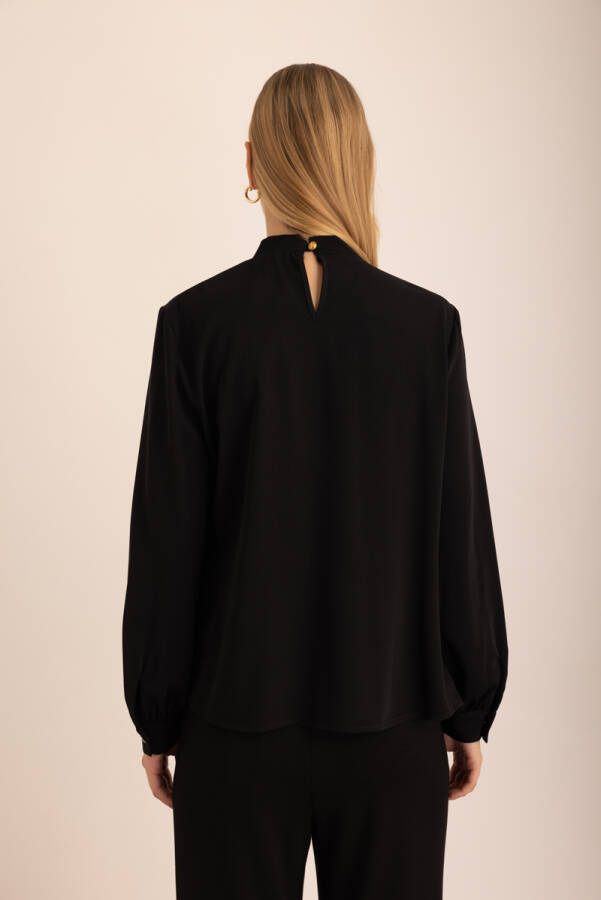 Siyah Pile Detaylı Dokuma Bluz - 6