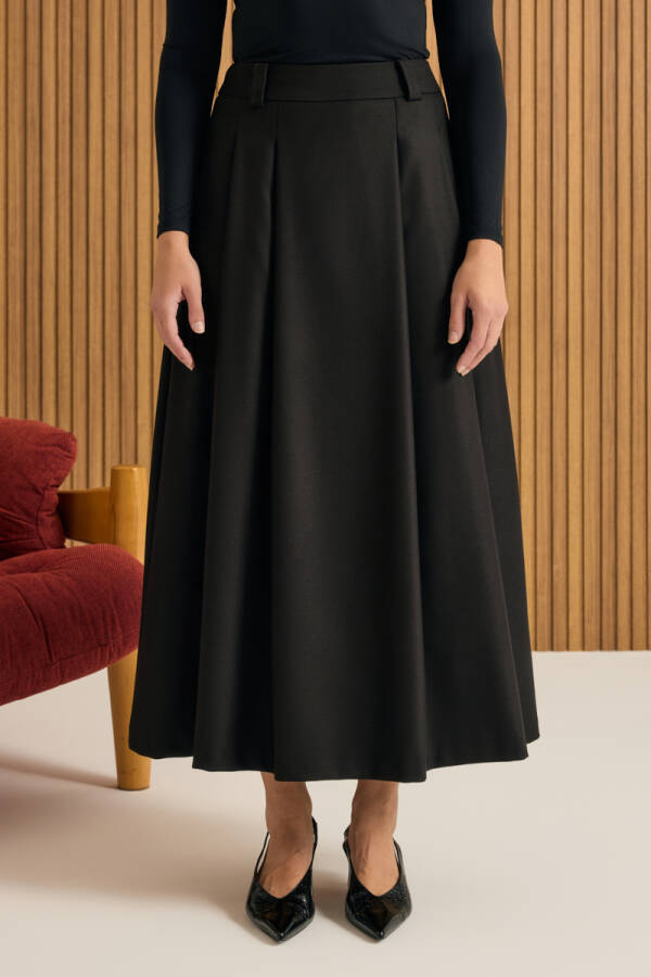 Siyah Pileli Kloş Dokuma Etek - 4