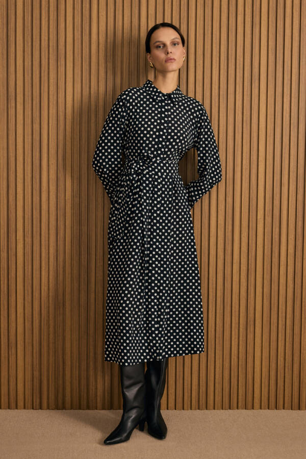 Siyah Puantiye Viscon Elbise - Aker