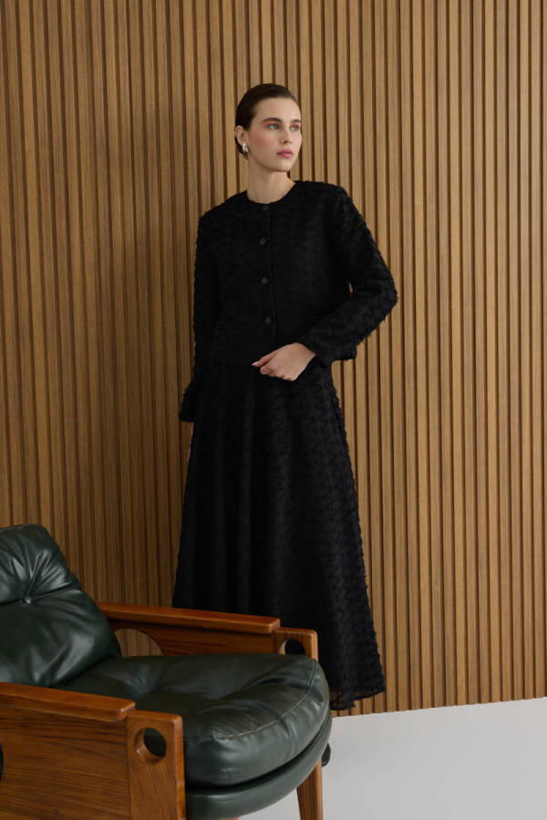 Siyah Püskül Yüzeyli Viscon Kısa Ceket - 1