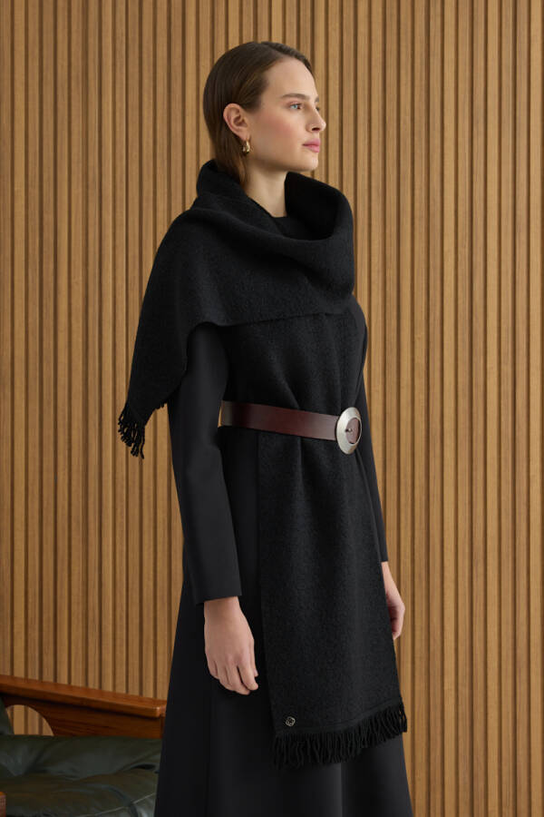 Siyah Püsküllü Yün Şal - 3