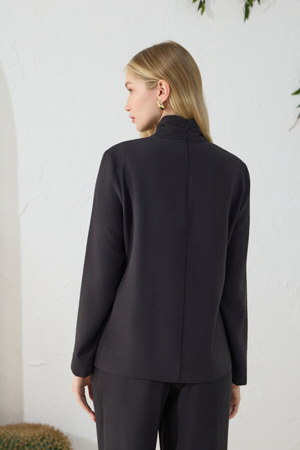 Siyah Şal Yaka Bluz - 6