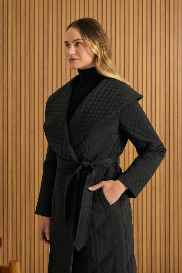 Siyah Şal Yaka Kapitone Mont - 5