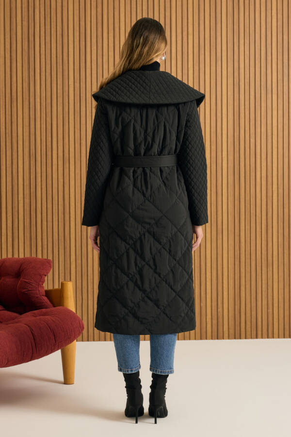 Siyah Şal Yaka Kapitone Mont - 6