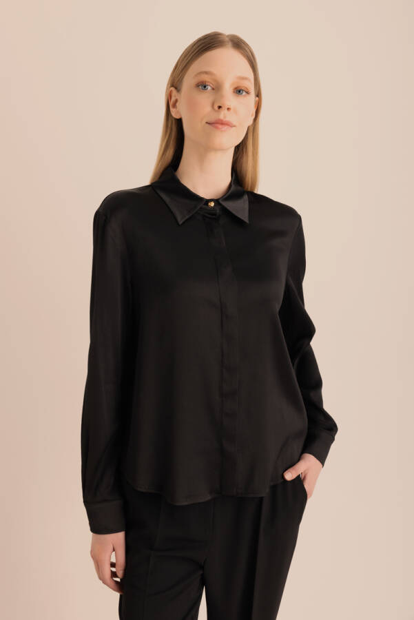 Siyah Saten Görünümlü Doğal İçerikli Gömlek - Aker