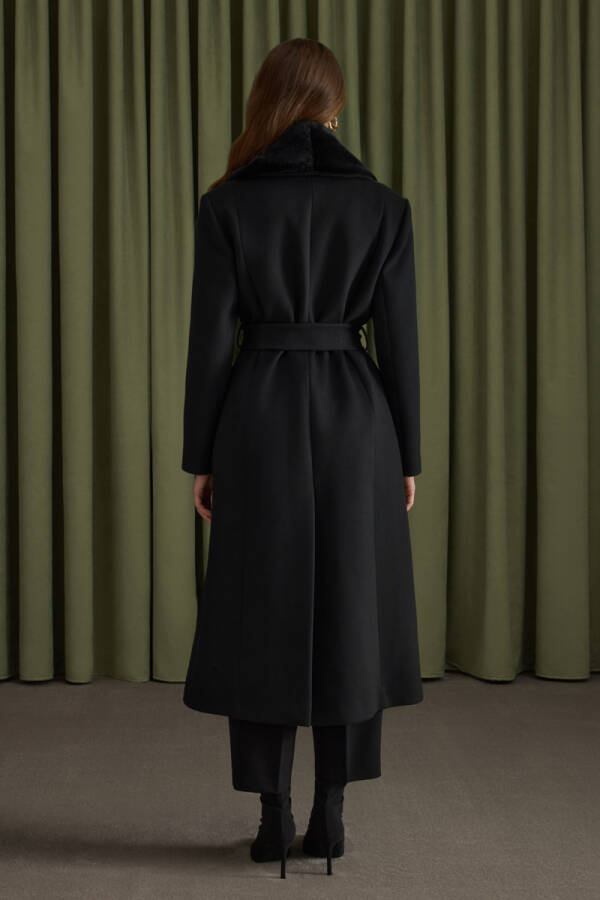 Siyah Seyyar Kürk Yakalı Manto - 5