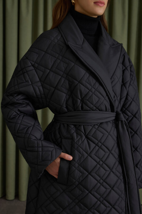 Siyah Seyyar Kuşaklı Kapitone Mont - 4