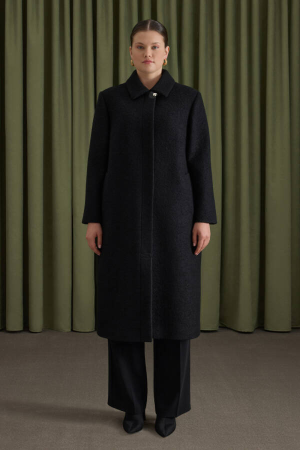 Siyah Yün Kaban - Aker (1)