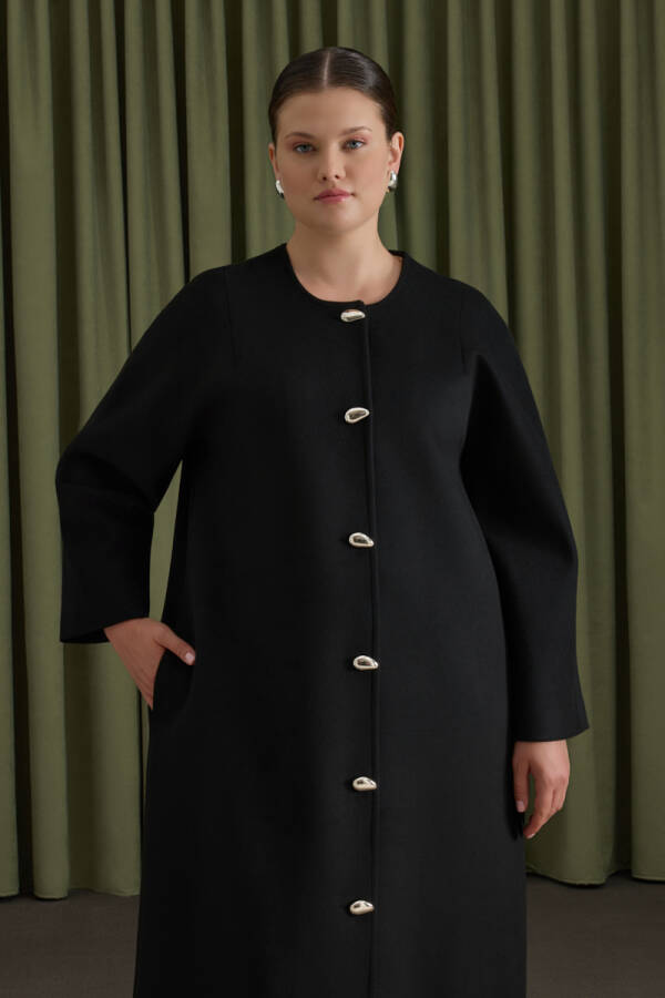Siyah Sıfır Yaka Manto - Aker (1)
