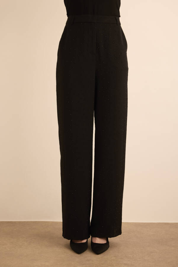 Siyah Taş Yapıştırmalı Dokuma Pantolon - Aker (1)