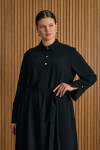Siyah Yakası Düğmeli Elbise - 2