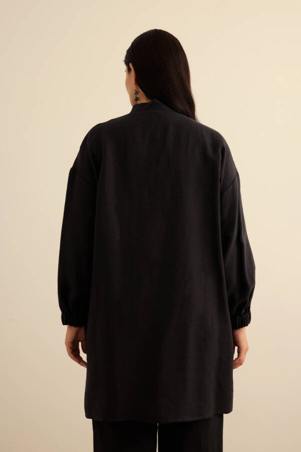 Siyah Yakası Fermuarlı Keten Tencel Tunik - 7