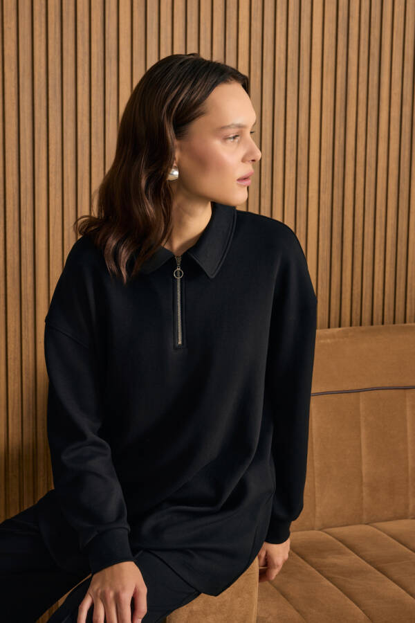 Siyah Yakası Fermuarlı Sweatshirt - Aker