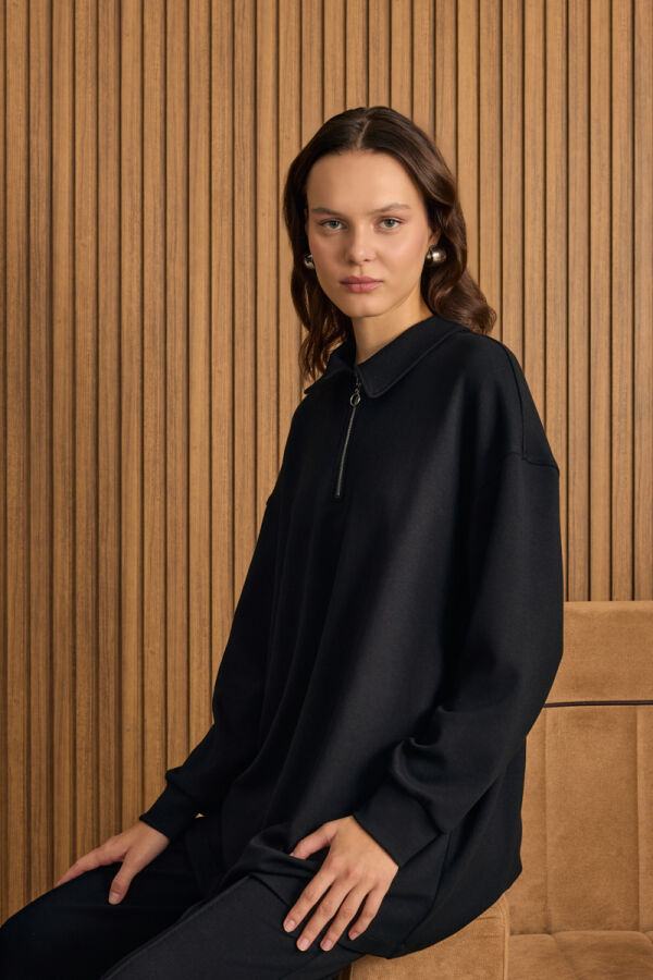 Siyah Yakası Fermuarlı Sweatshirt - Aker (1)