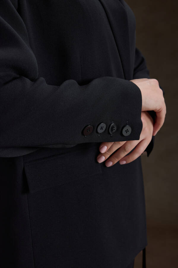 Siyah Yandan Bağlamalı Ceket - 6