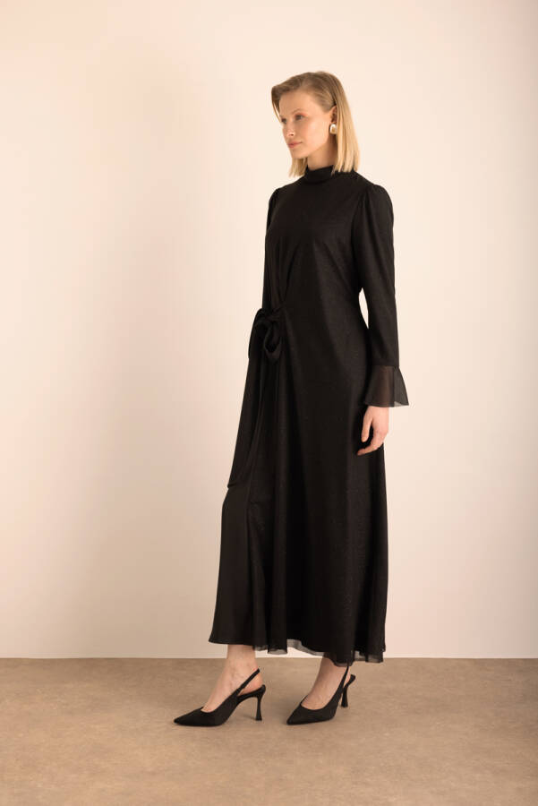 Siyah Yandan Bağlamalı Sim Tül Detaylı Elbise - 4