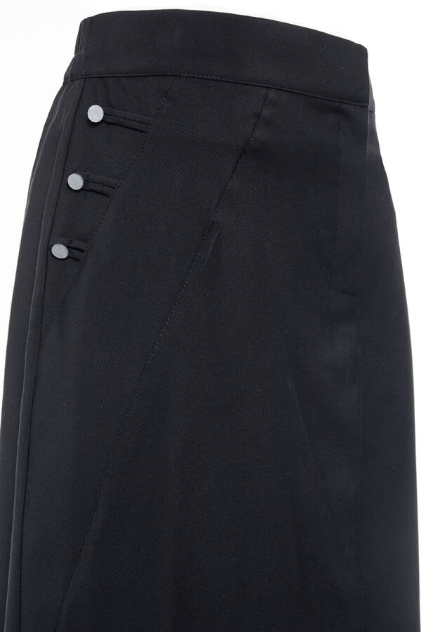 Siyah Yanları Detaylı Etek - Aker (1)