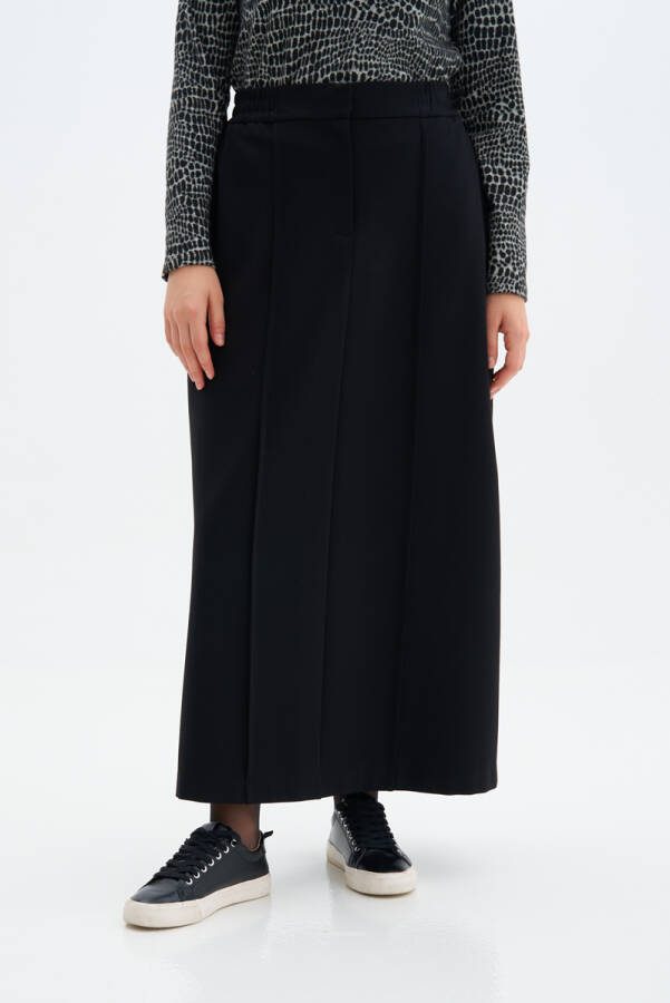 Siyah Yanları Lastikli Etek - 3