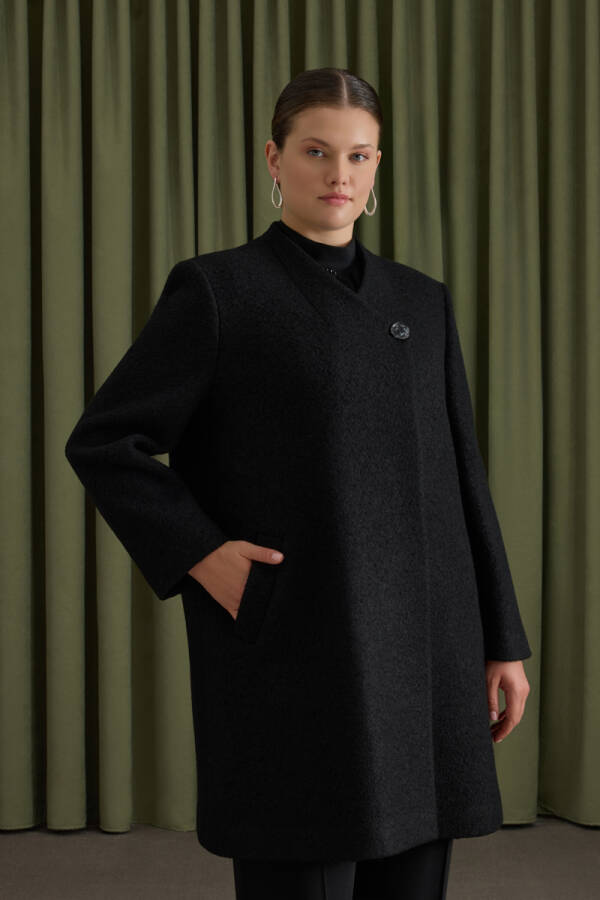 Siyah Yün İçerikli Manto - Aker