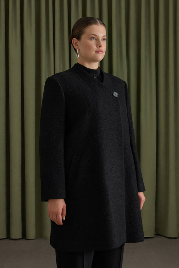Siyah Yün İçerikli Manto - 4