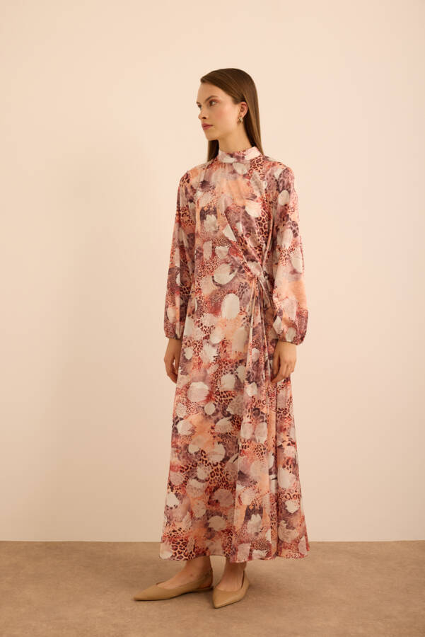 Somon Desenli Beli Bağlama Detaylı Elbise - Aker