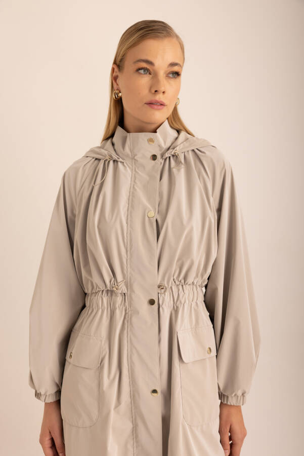 Taş Beli Lastikli Su İtici Özellikli Yağmurluk - 2