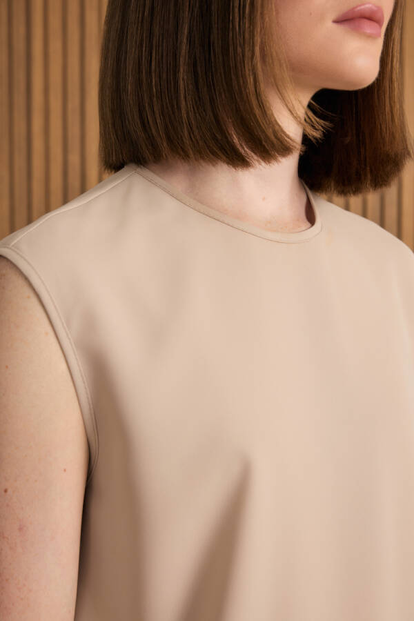 Taş Dokuma Kolsuz Bluz - 4