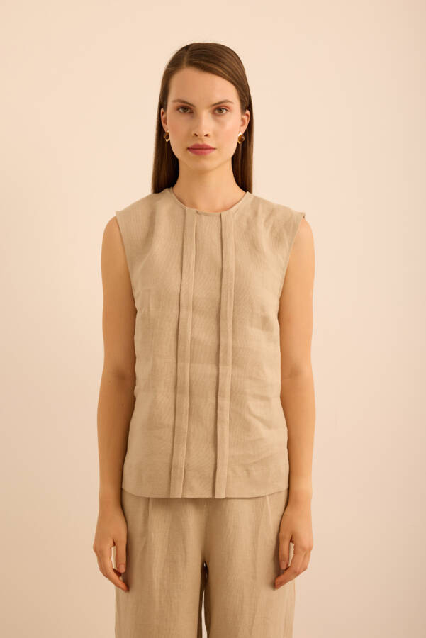 Taş Önü Kup Detaylı Kolsuz Keten Bluz - Aker (1)