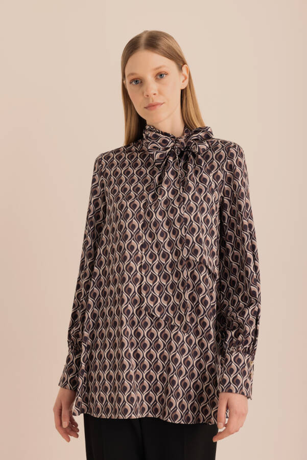Vizon Desenli Yakası Bağlama Detaylı Tunik - 4