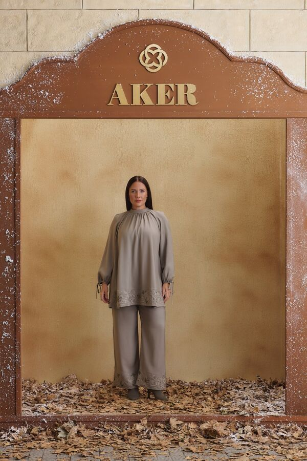 Vizon Nakış Detaylı Tunik - Aker