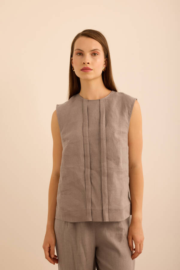 Vizon Önü Kup Detaylı Kolsuz Keten Bluz - 4