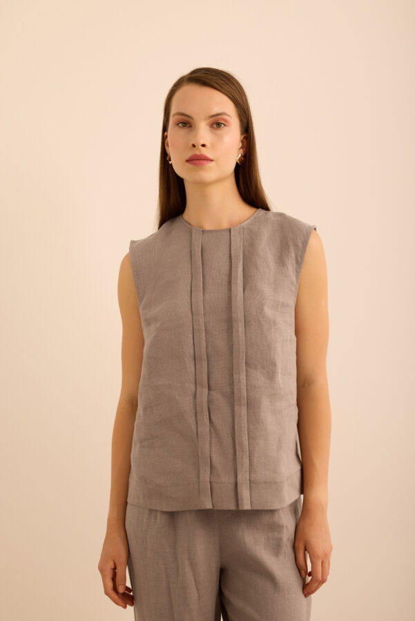 Vizon Önü Kup Detaylı Kolsuz Keten Bluz - 4