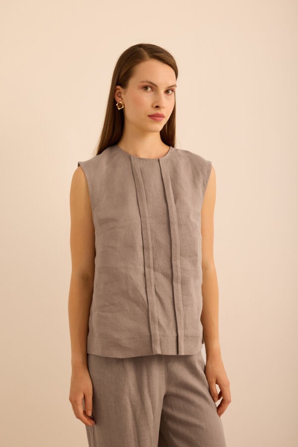 Vizon Önü Kup Detaylı Kolsuz Keten Bluz - 5